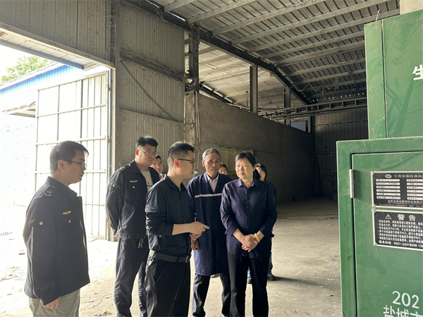 必赢国际：姜堰顾高镇：开展农机“体检”活动护航“三夏”生产工作(图2)