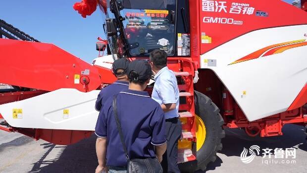 bwin网站：潍坊：农机“以旧换新”惠农利农先进农机装备赋能产业高质量发展(图1)