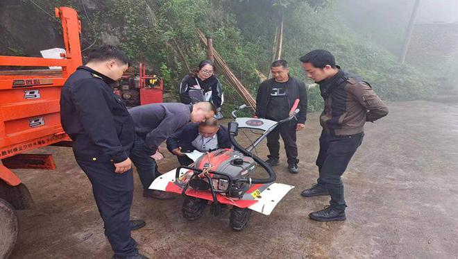 bwin网站：叙永镇三举措推动农业机械化迈上新台阶(图1)