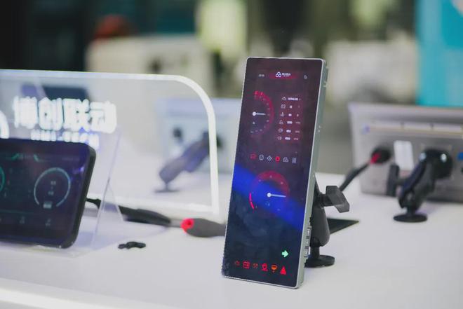 必赢国际：智能农机再成焦点！博创联动闪耀2024中国国际农业机械展览会(图5)