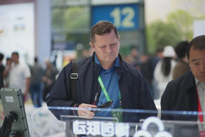 必赢国际：智能农机再成焦点！博创联动闪耀2024中国国际农业机械展览会(图12)