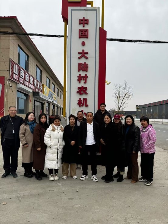 必赢国际：这么近那么美：周末到河北宁晋县自媒体协会走进中国农机名镇——宁晋大陆村镇(图1)
