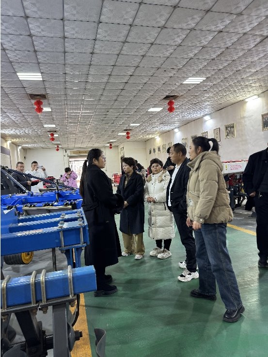必赢国际：这么近那么美：周末到河北宁晋县自媒体协会走进中国农机名镇——宁晋大陆村镇(图3)