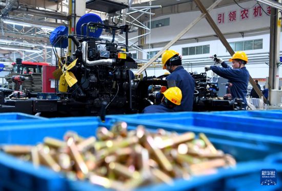 bwin网站：河南洛阳：加足马力打造国产先进农机装备(图7)