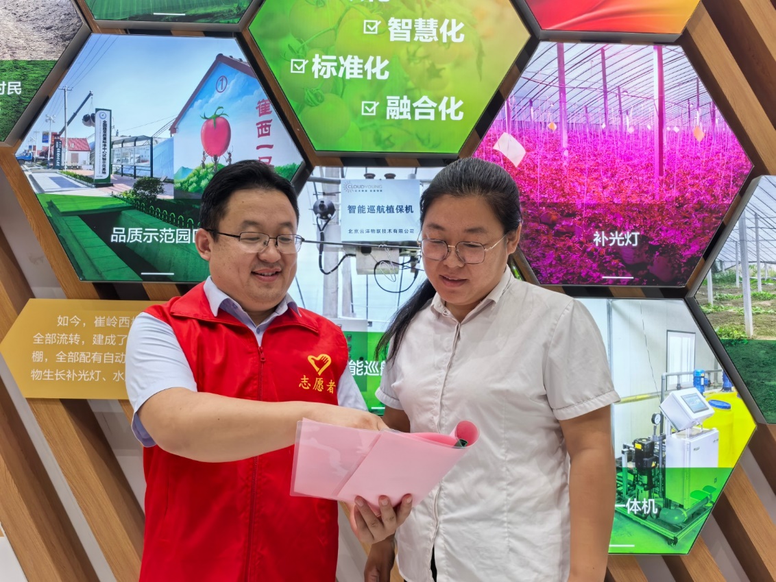 必赢国际：泥土的诗行：从节气农耕到智慧田园的崔西叙事(图4)