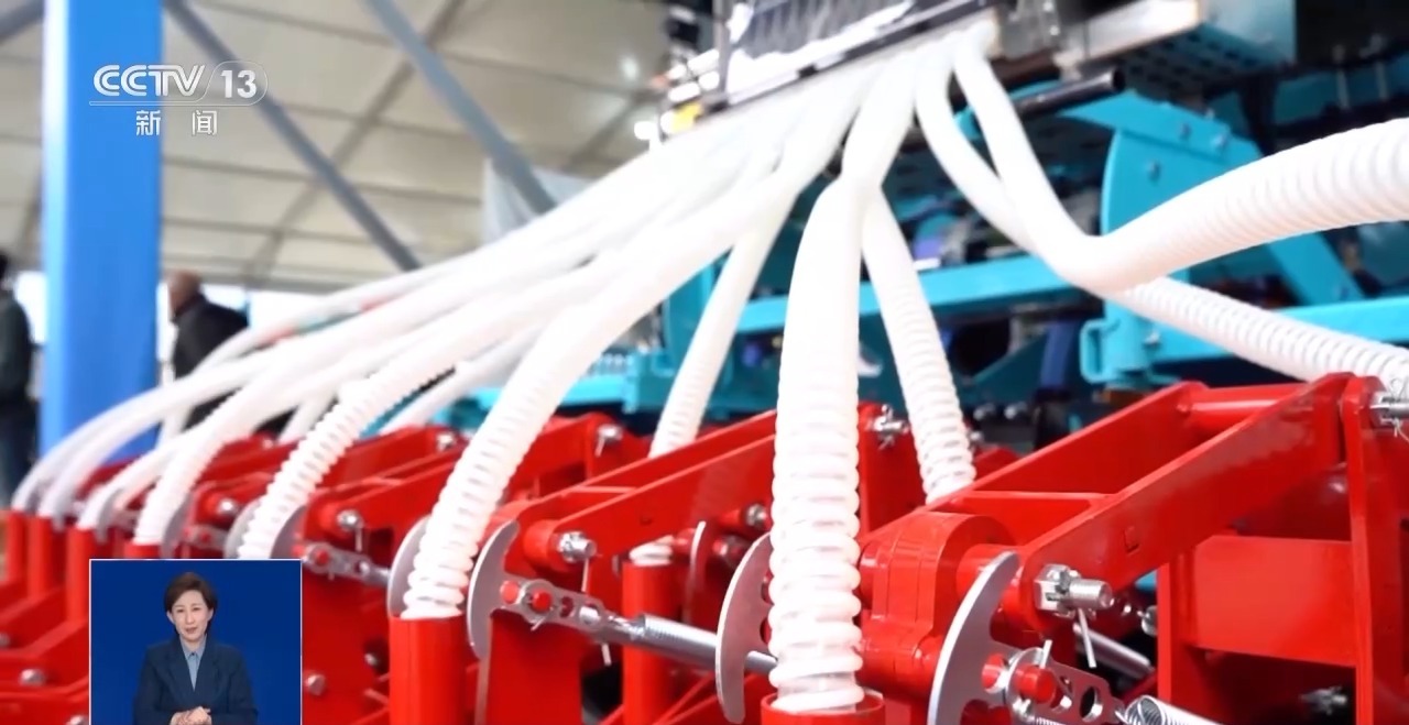 bwin网站：智慧农业装备集中亮相“黑科技”为丰收保驾护航(图6)