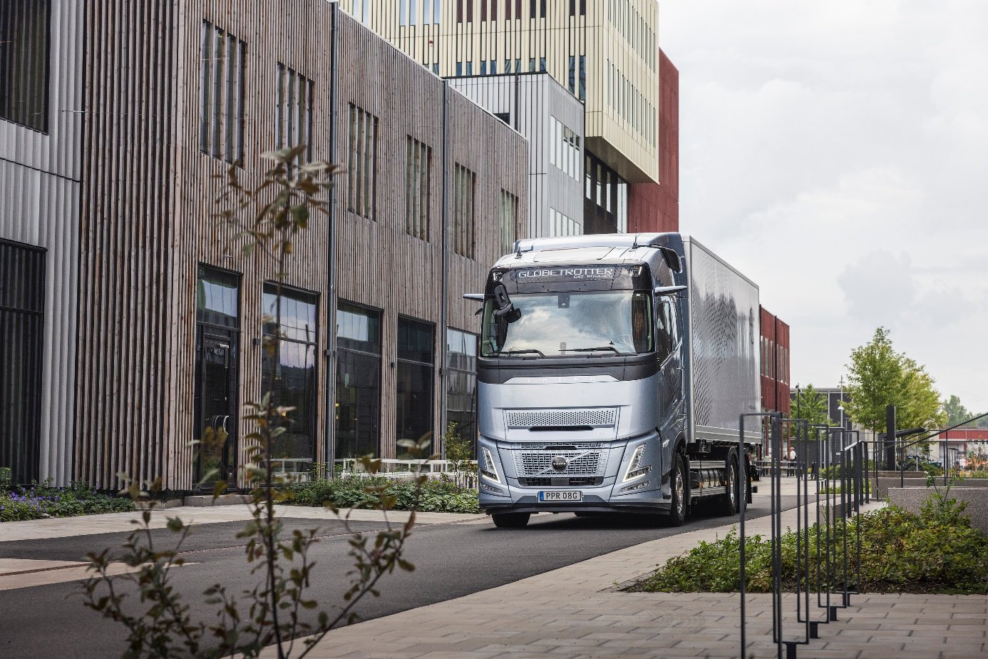 bwin网站：沃尔沃卡车在第二届EuroNCAP重卡安全测试中再次获得五星评级(图3)