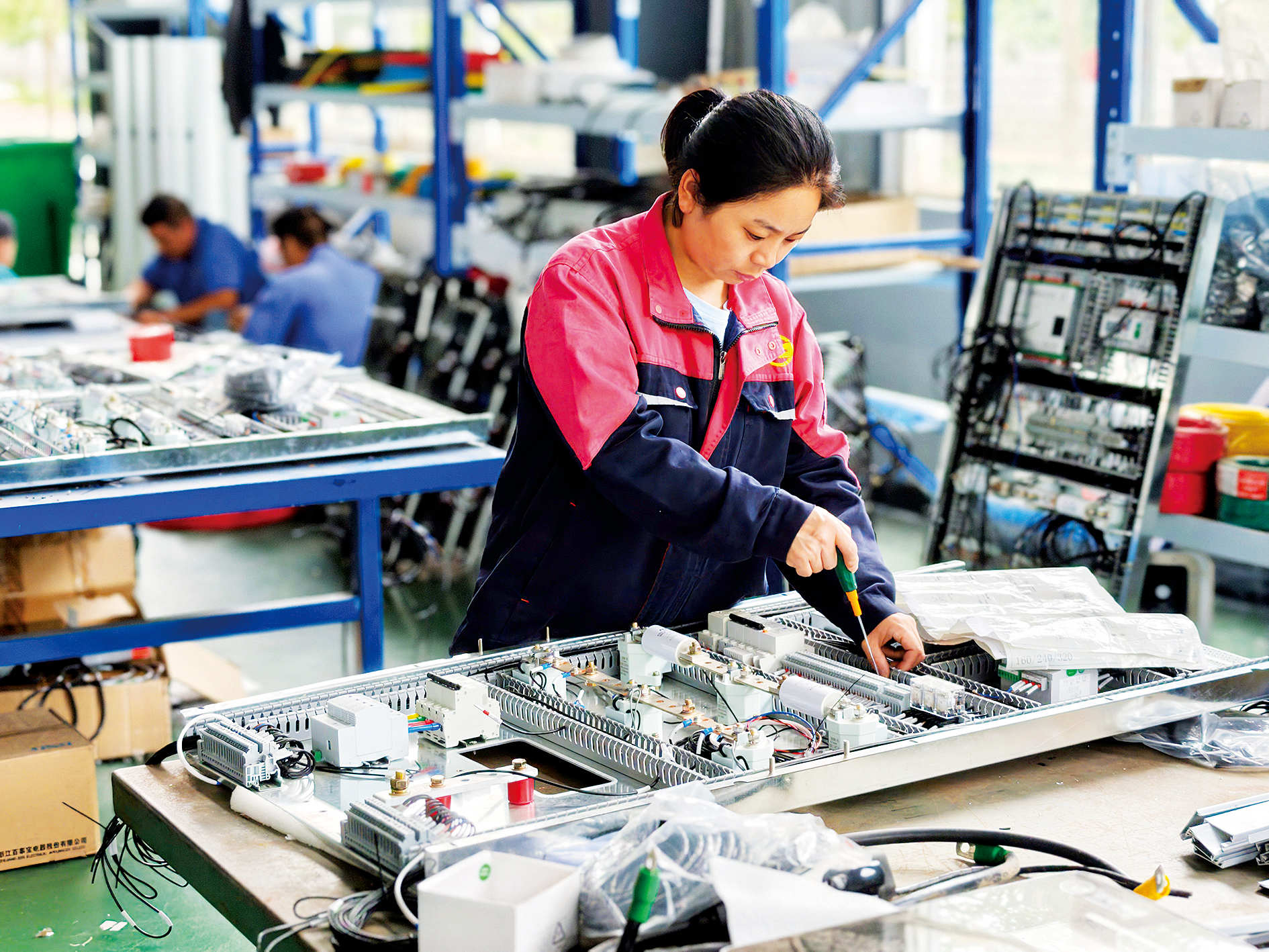 必赢国际：追风逐日汇聚“新”动能——信阳“六新两品”重点产业链群高质量发展系列报道之一(图7)